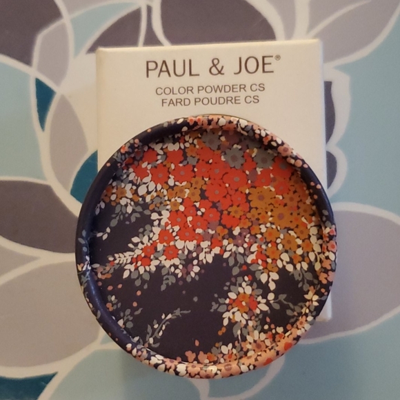 Paul and Joe powder blush - Picture 2 of 4